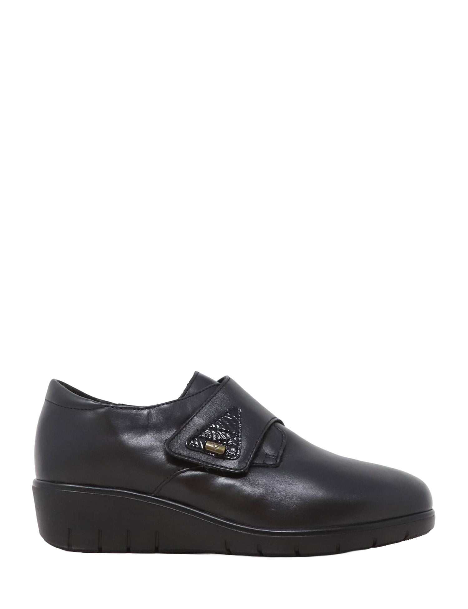 Scarpe con strappi Nero Valleverde