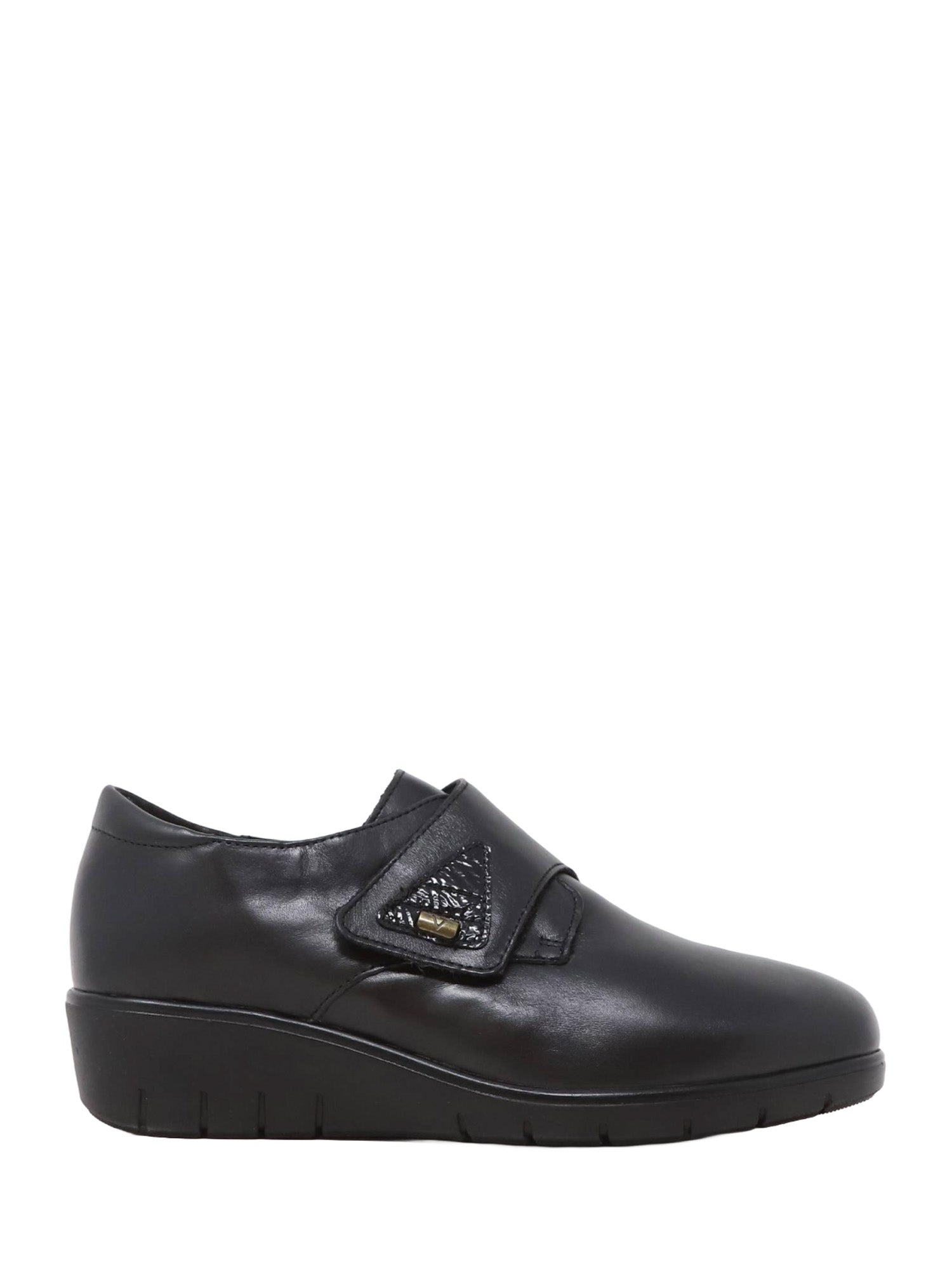 Scarpe con strappi Nero Valleverde