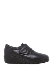 Scarpe con strappi Nero Valleverde