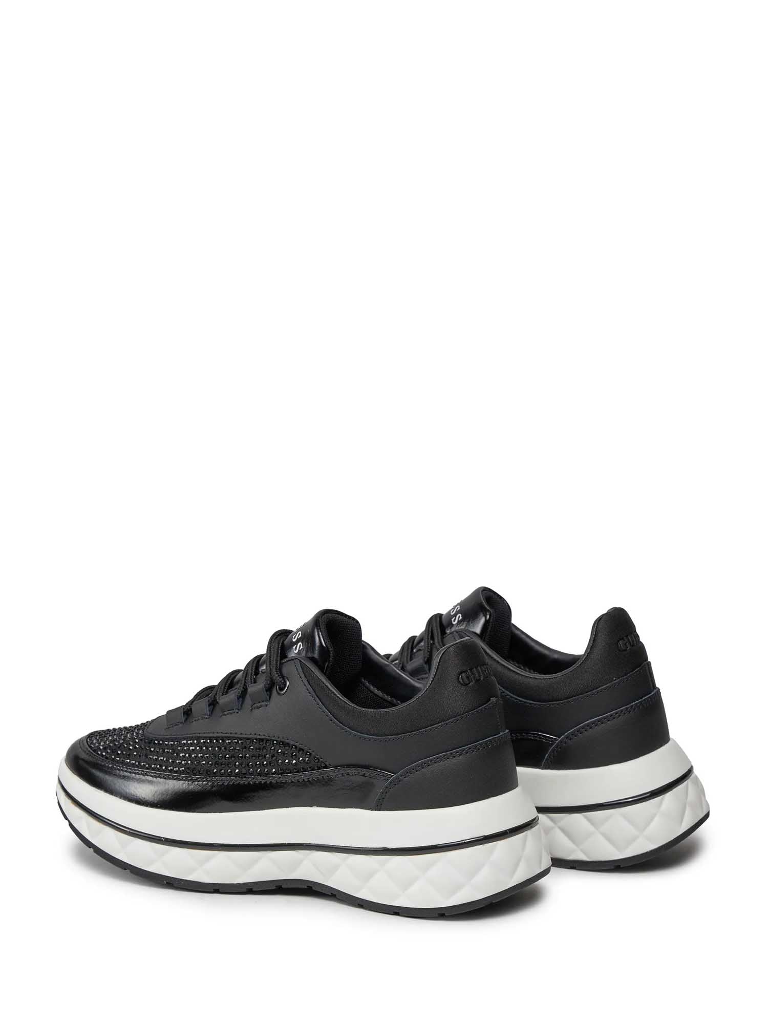 Sneakers Nero Guess