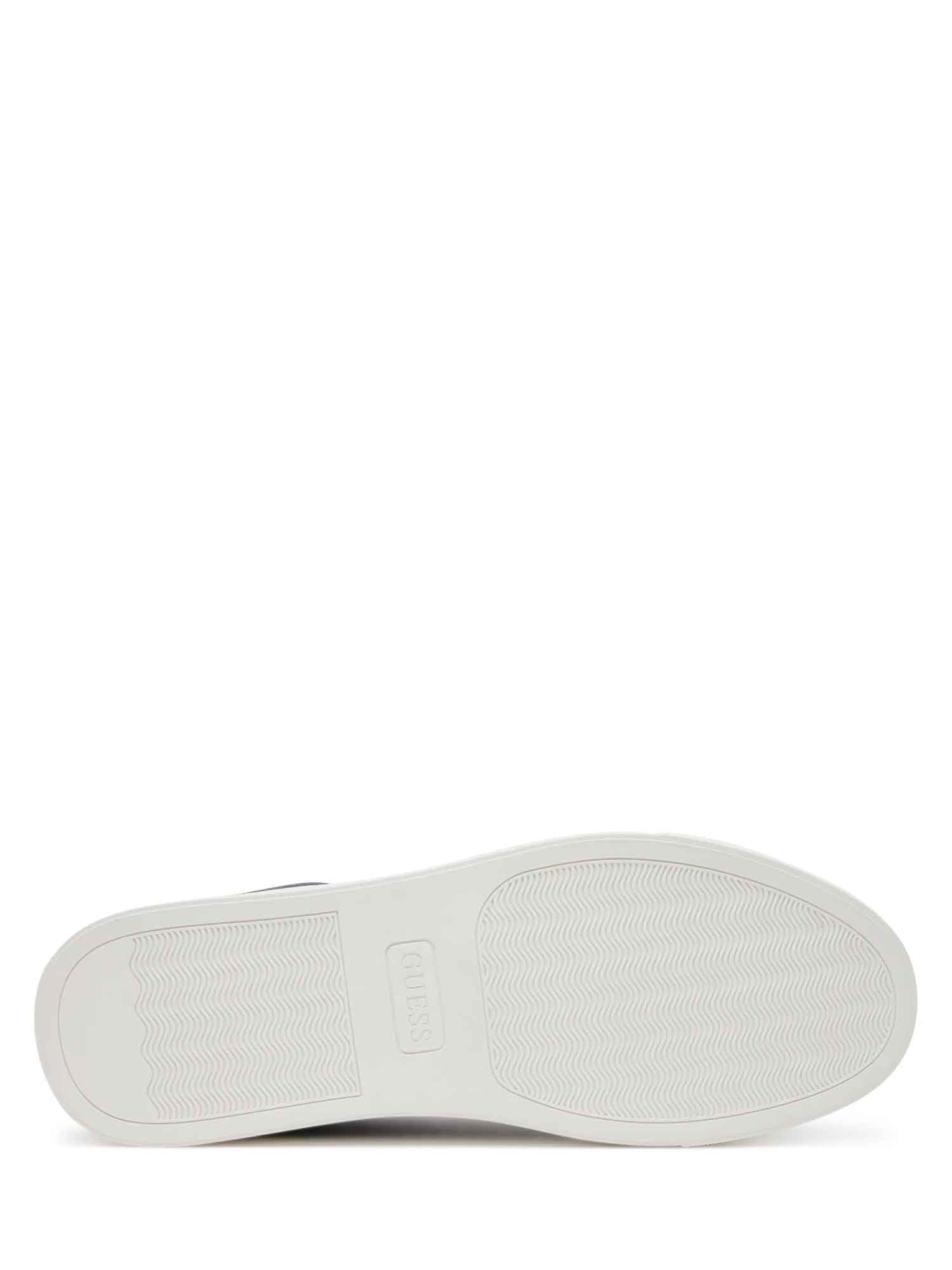 Sneakers Nero Guess