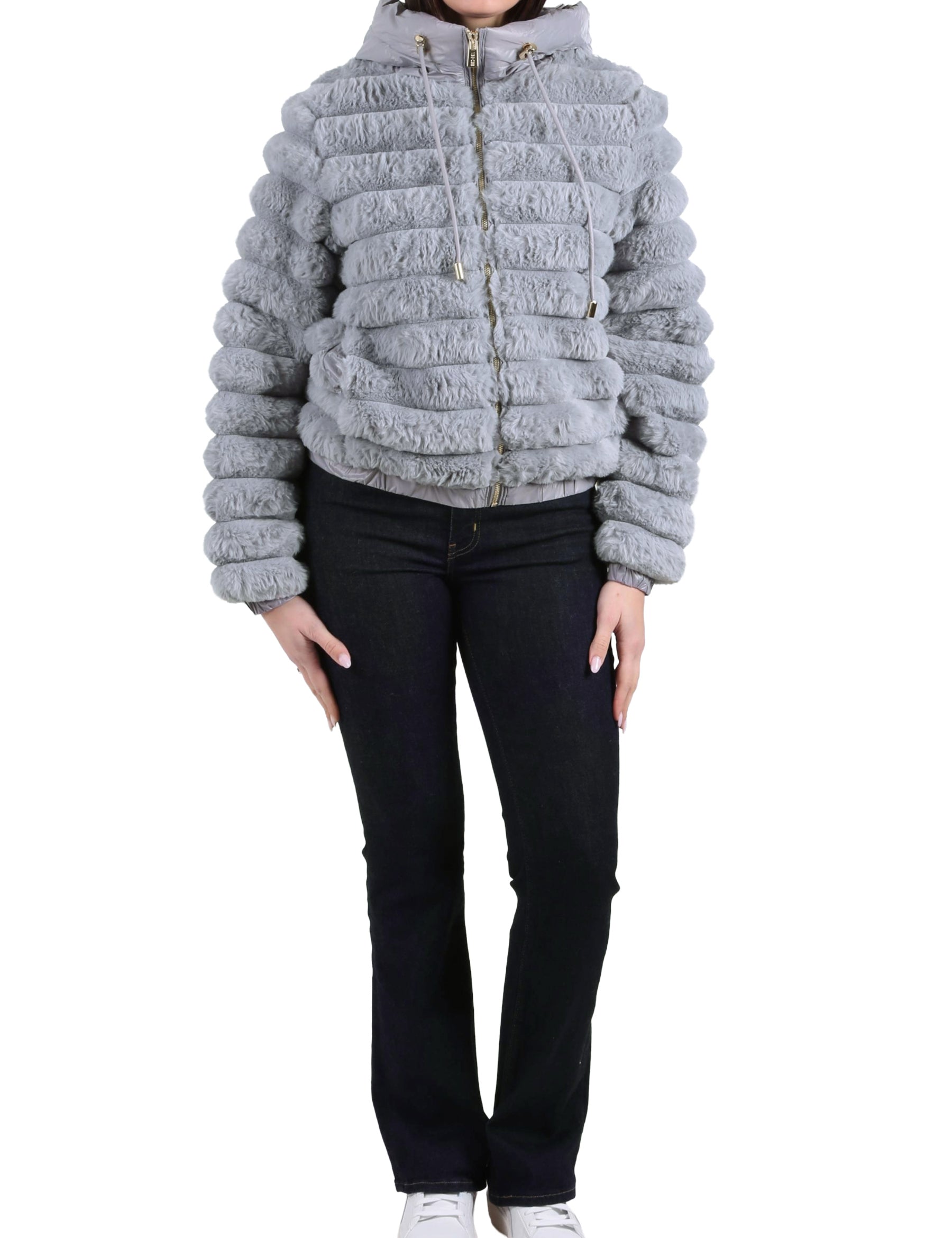 Pellicce Grigio Yes-zee