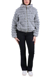 Pellicce Grigio Yes-zee