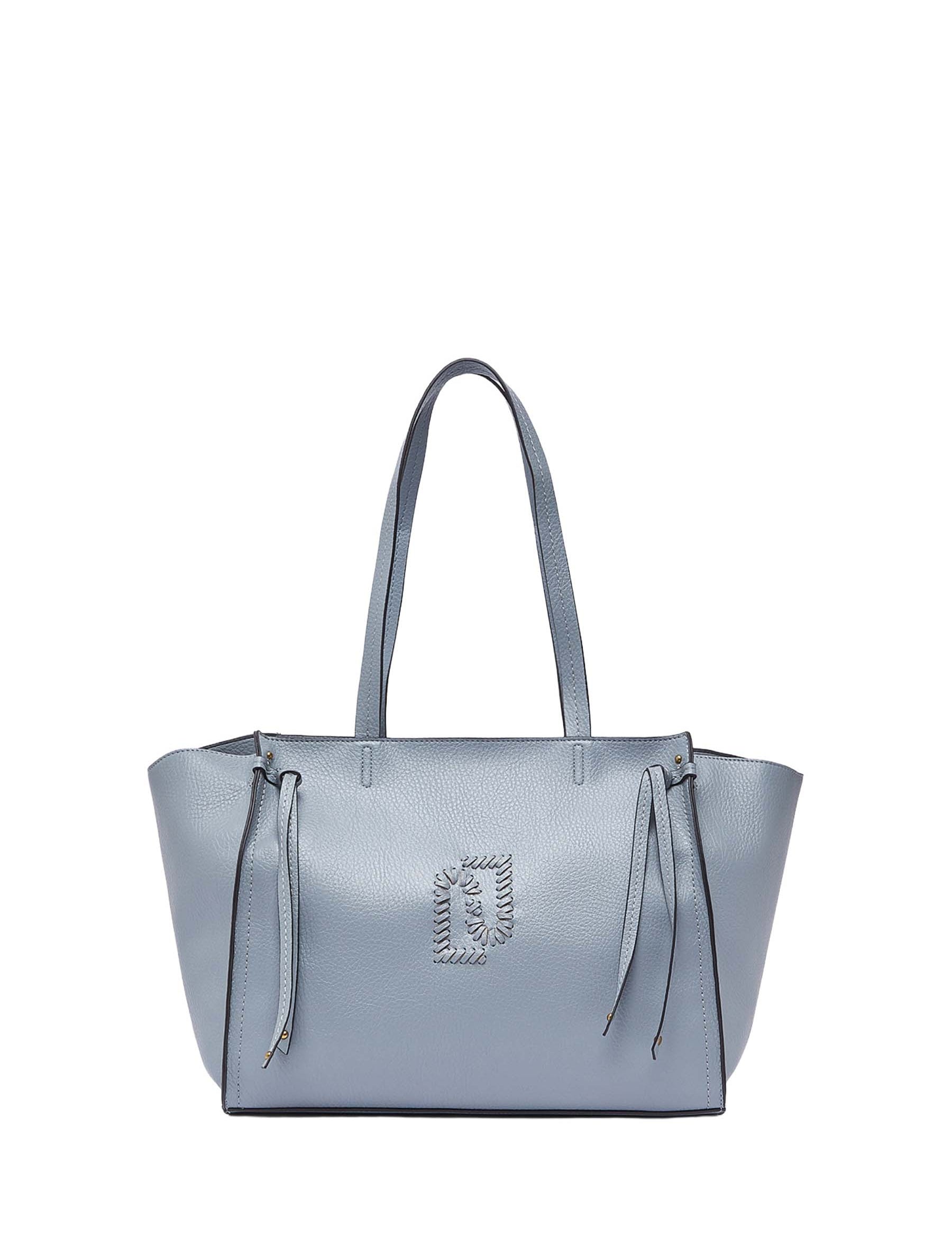 Shopper Celeste Liu-jo