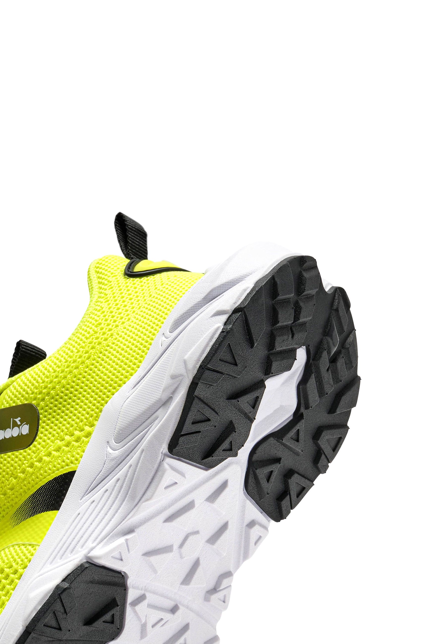 Scarpe da ginnastica Giallo Diadora