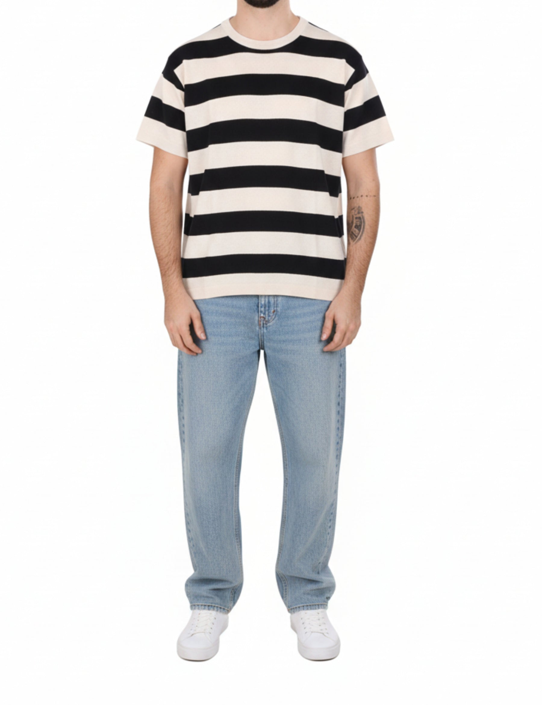 T-shirt Nero Sseinse