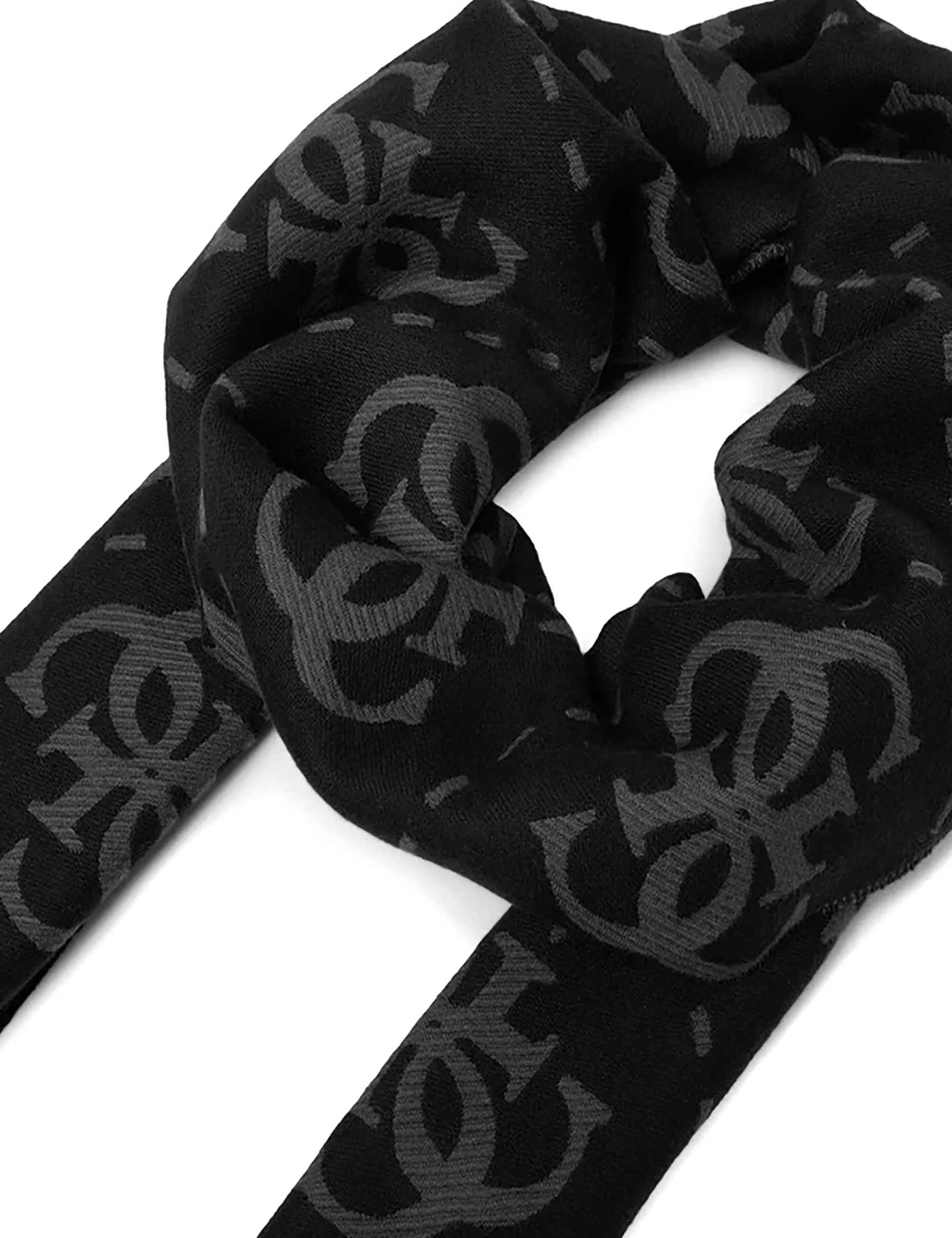 Sciarpe Nero Grigio Guess