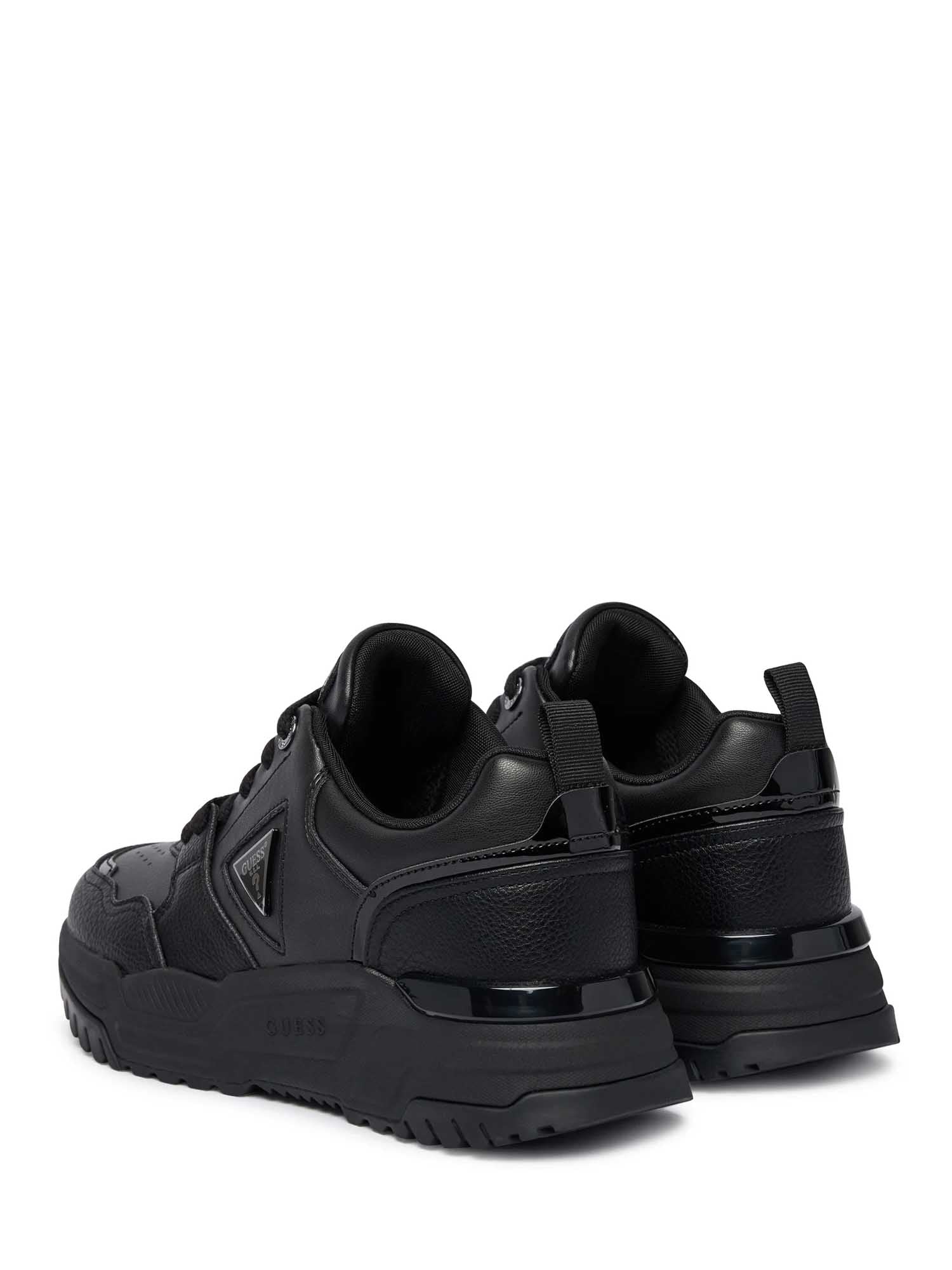 Sneakers Nero Guess