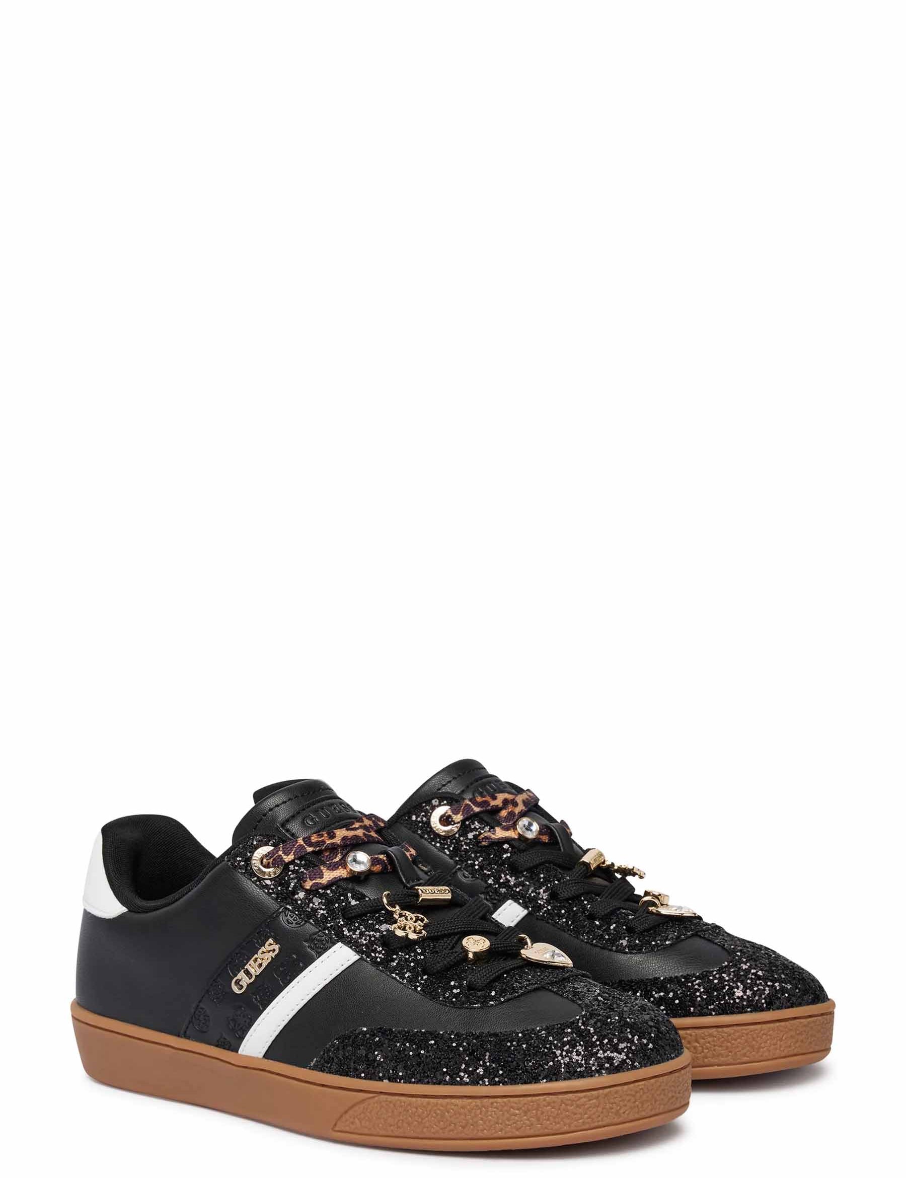 Sneakers Nero Guess