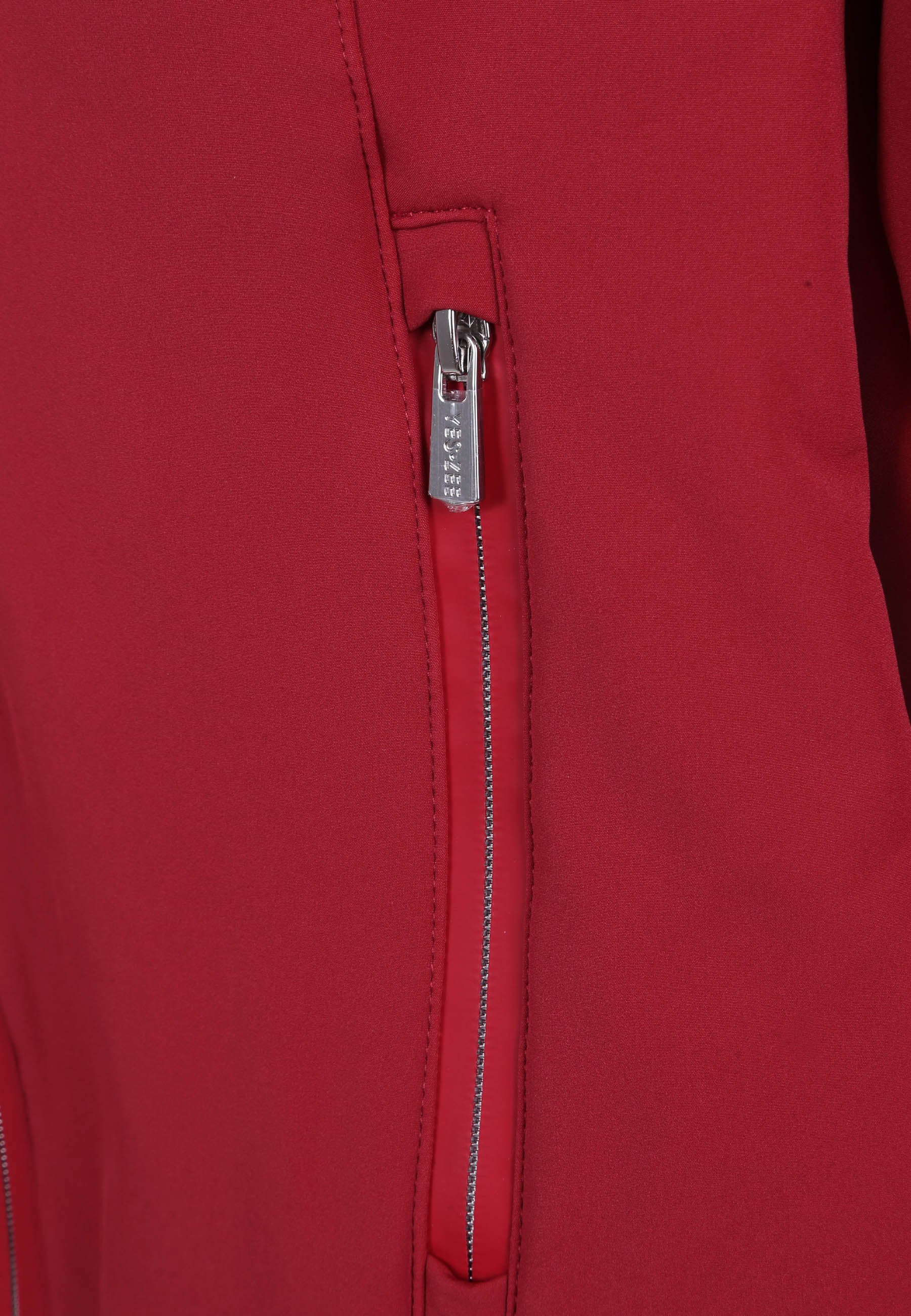Piumini Rosso Yes-zee