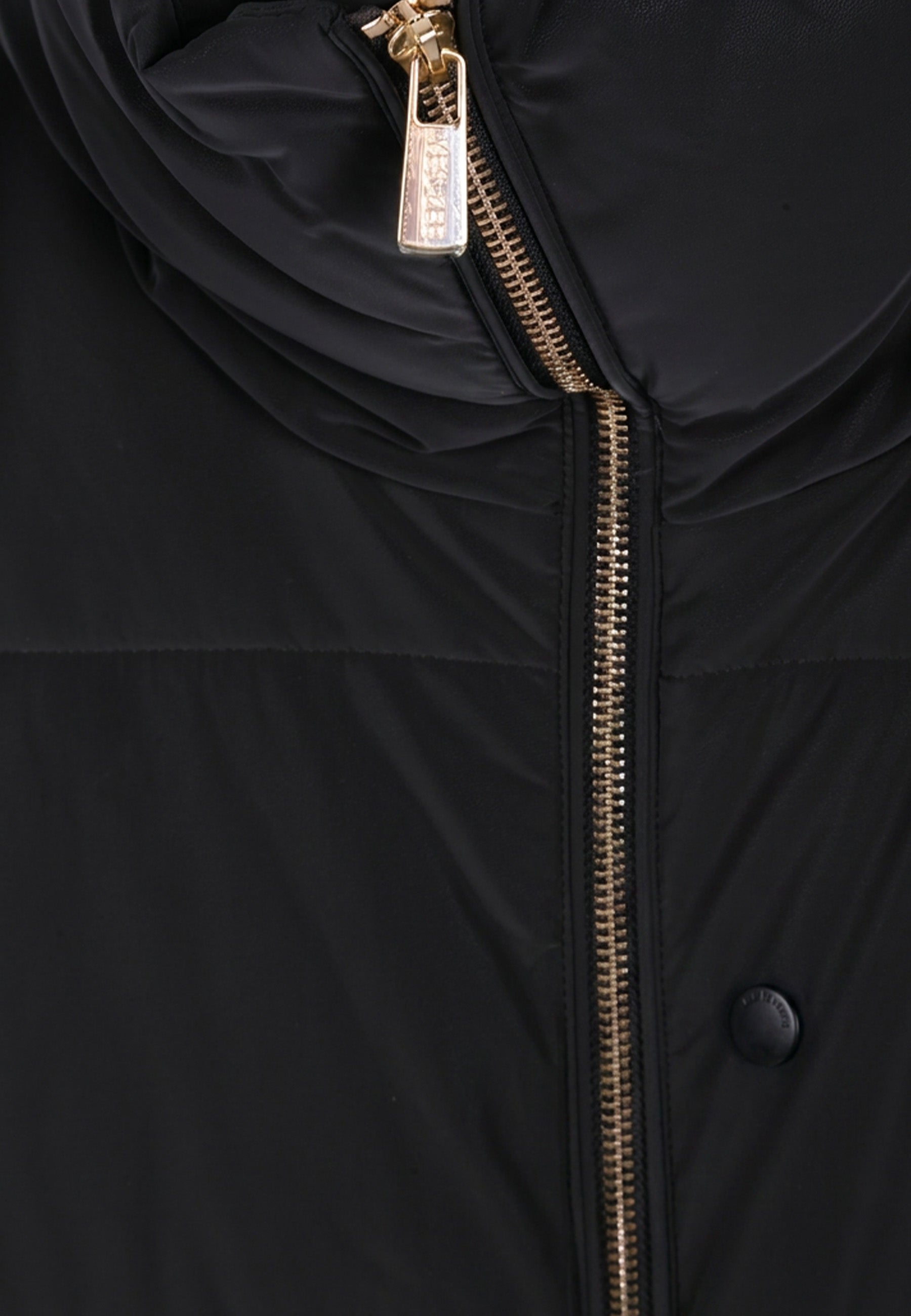 Piumini Nero Yes-zee