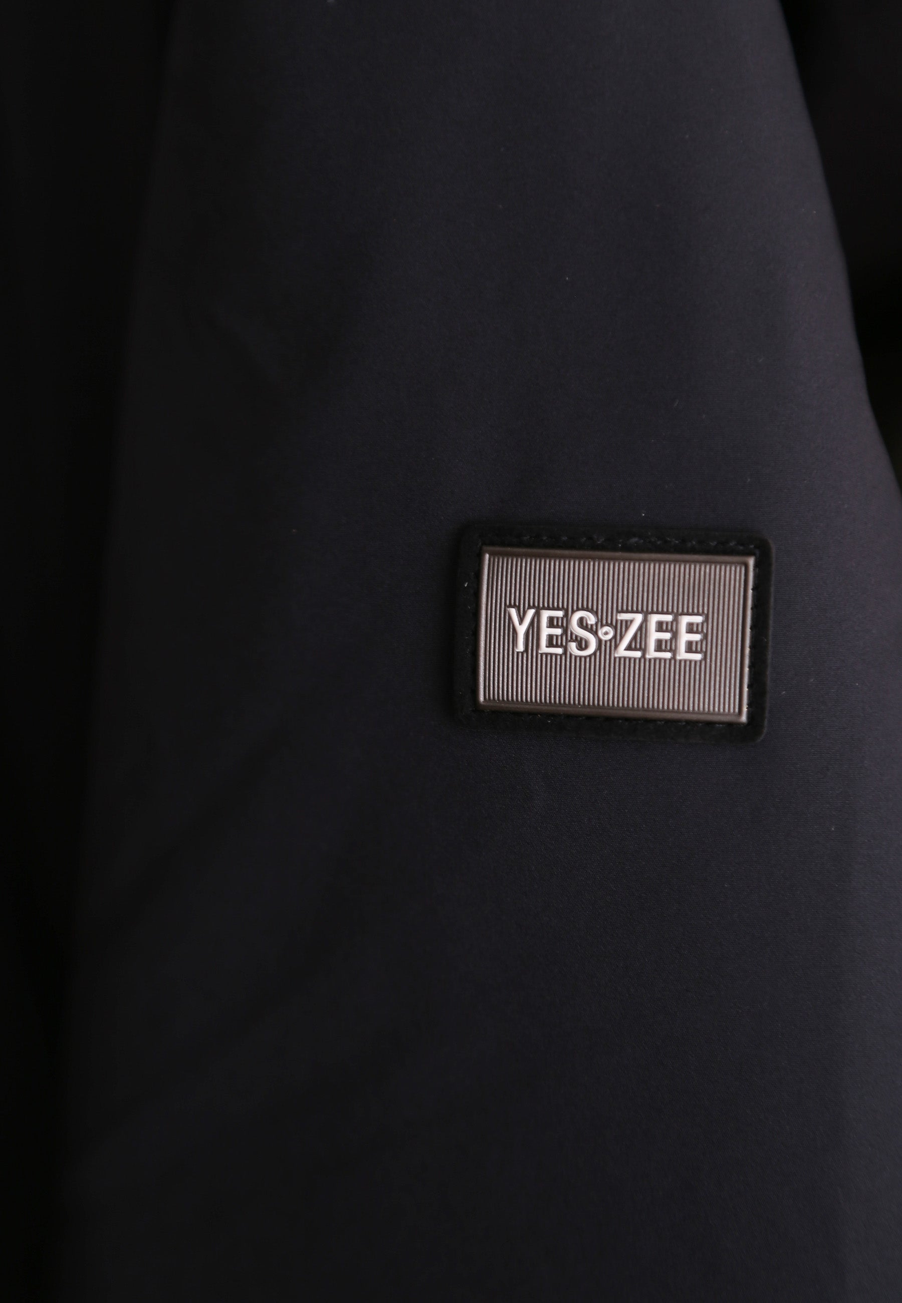 Piumini Nero Yes-zee