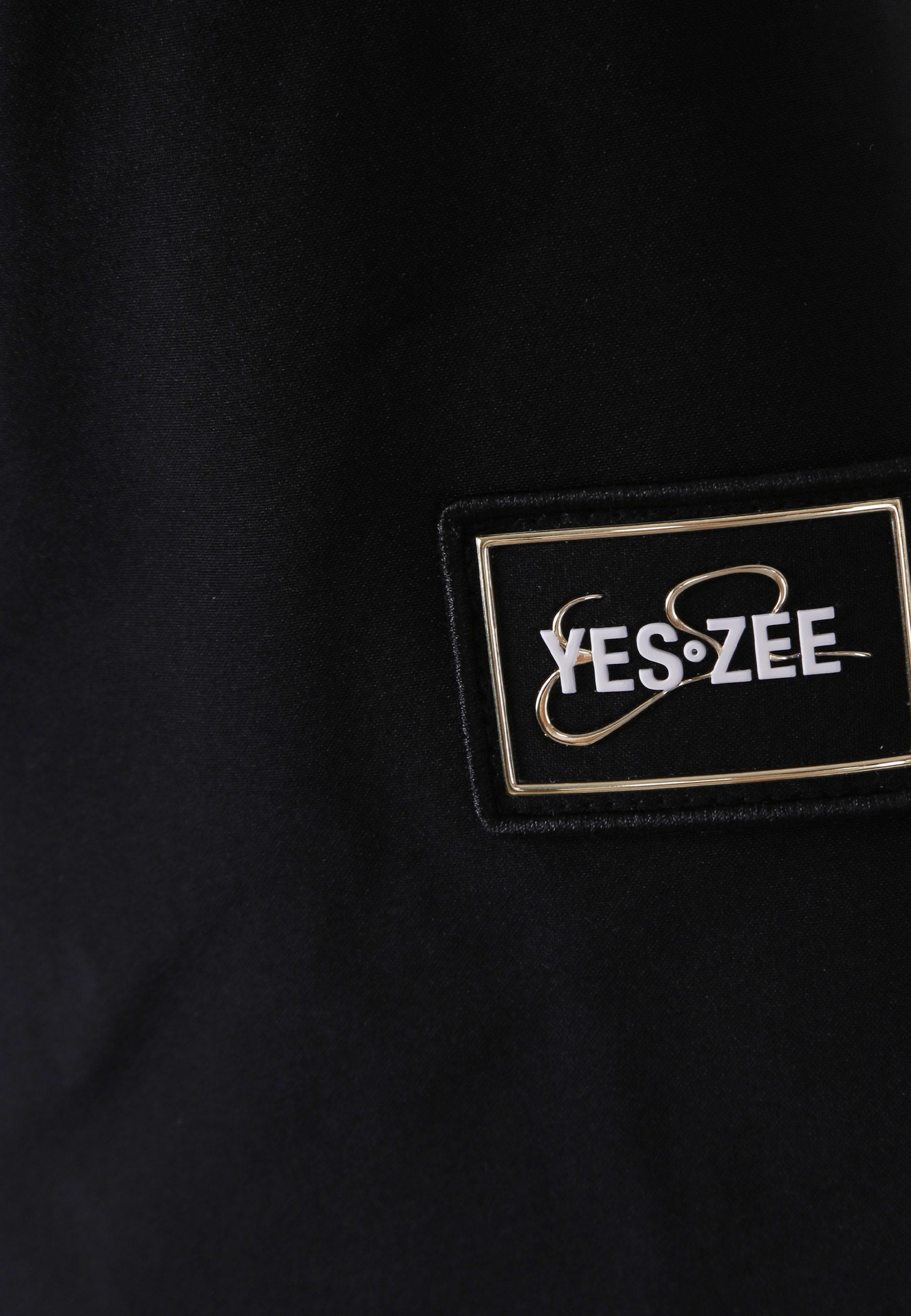 Piumini Nero Yes-zee