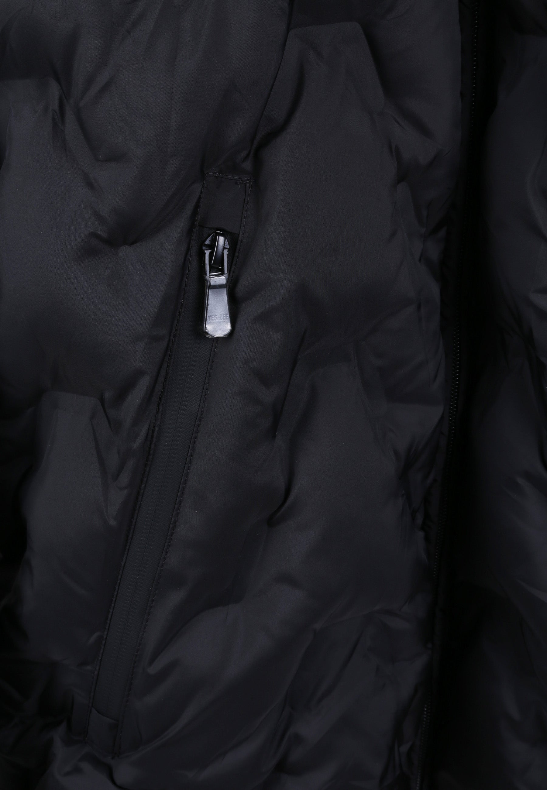 Piumini Nero Yes-zee