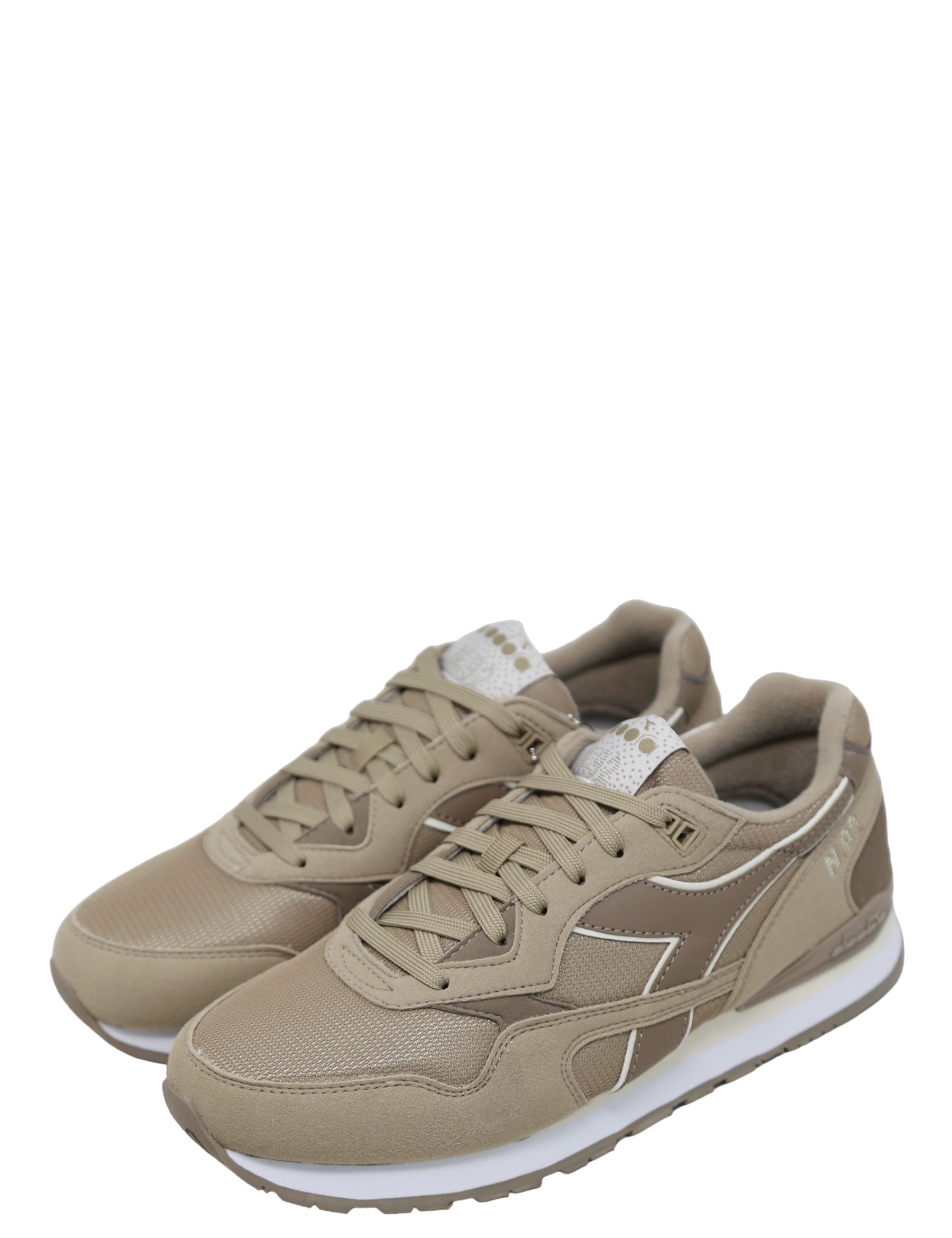 Sneakers Beige Diadora