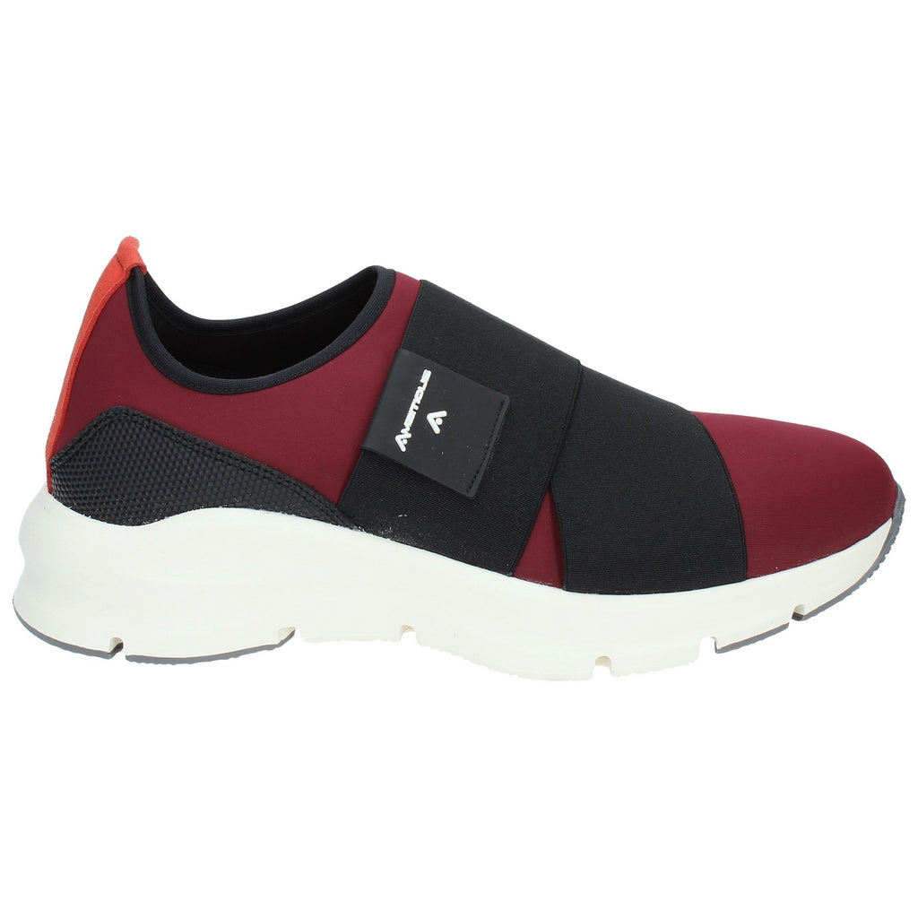 Sneakers Bordeaux Ambitious