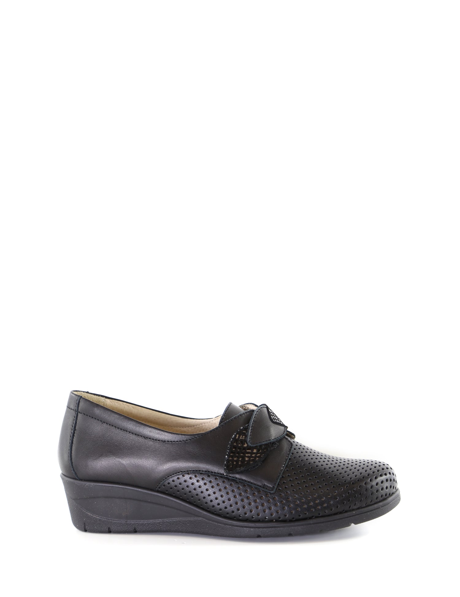 Scarpe con strappi Nero Susimoda