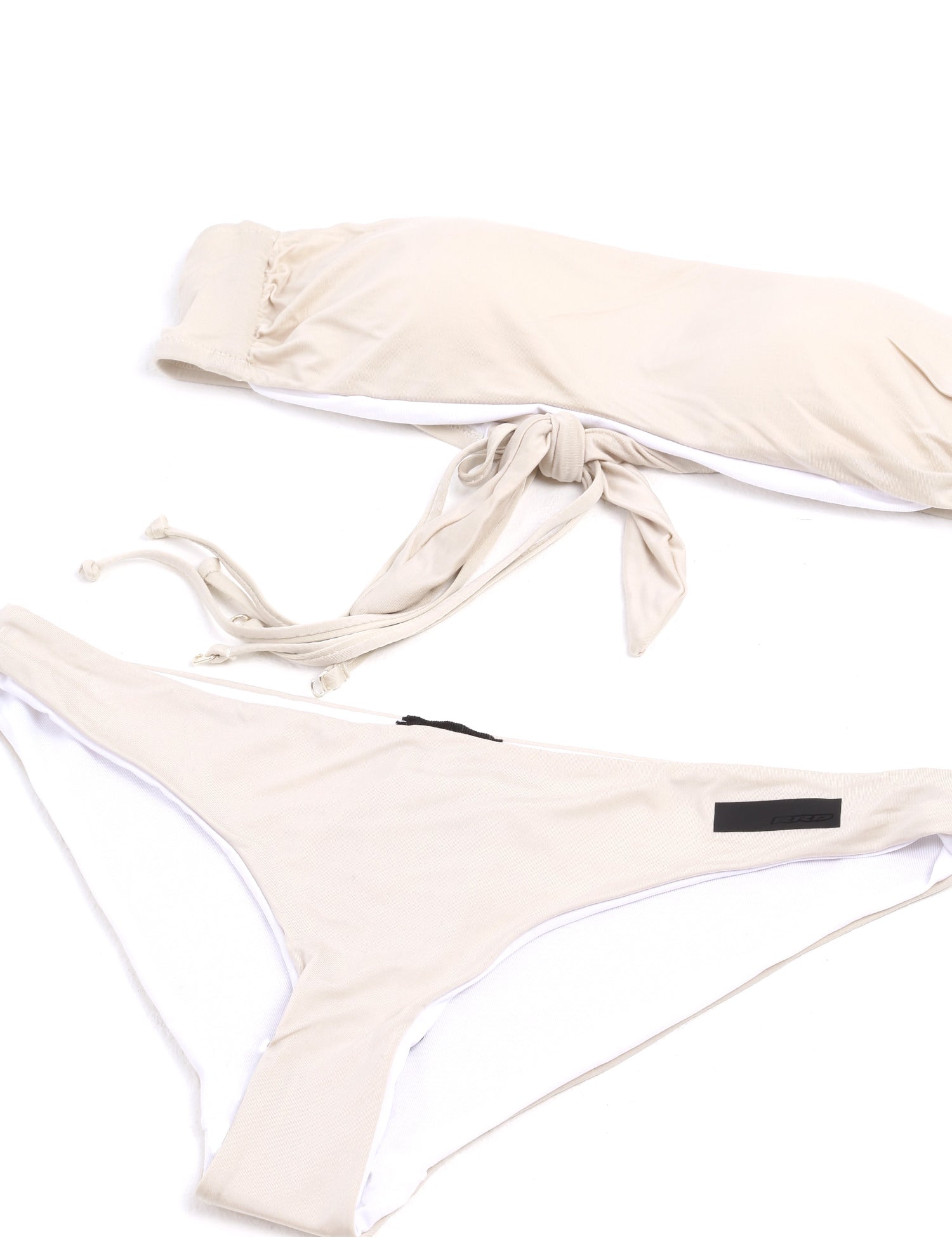 Costumi Beige Rrd