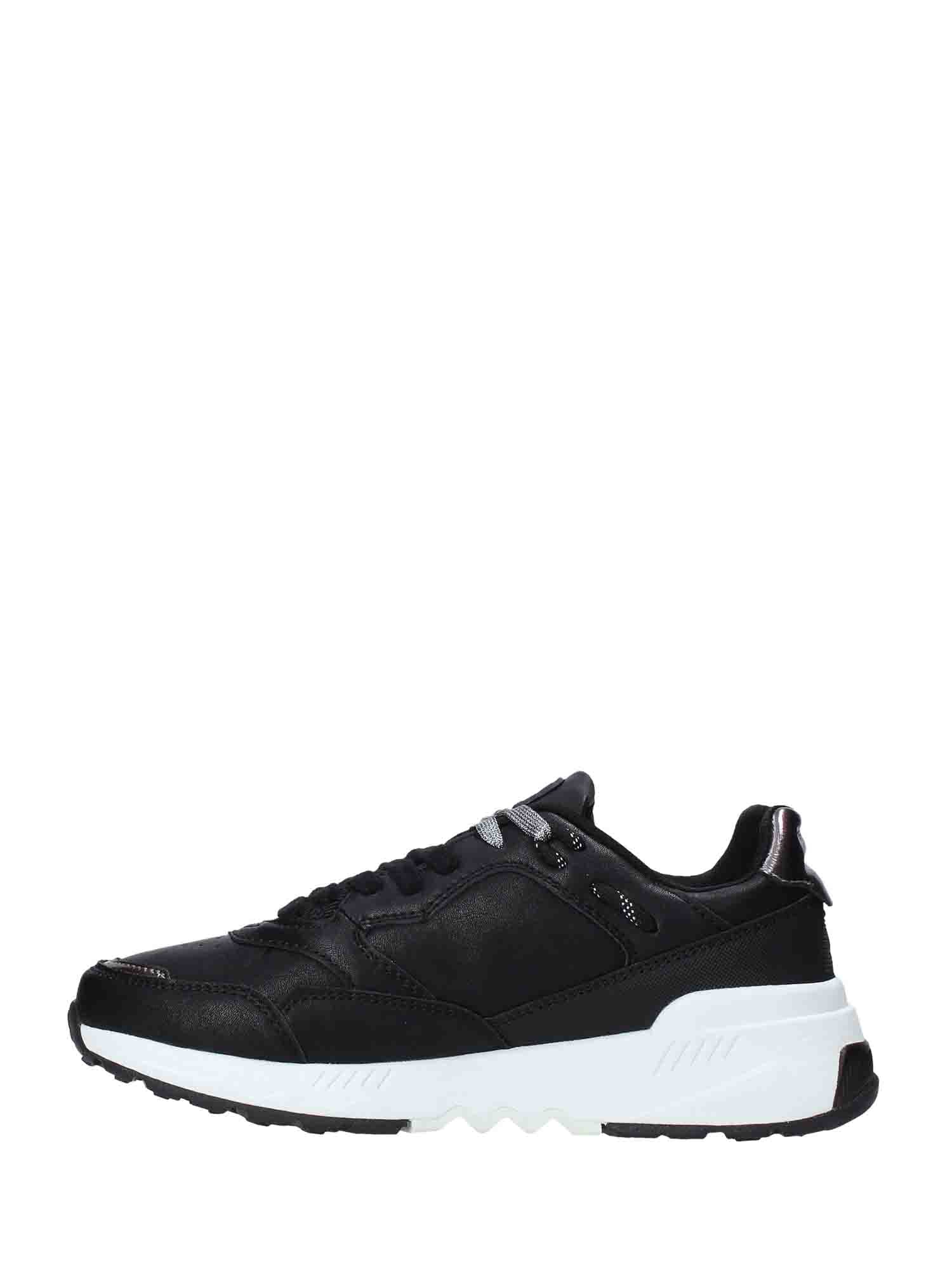 Sneakers Nero Invicta