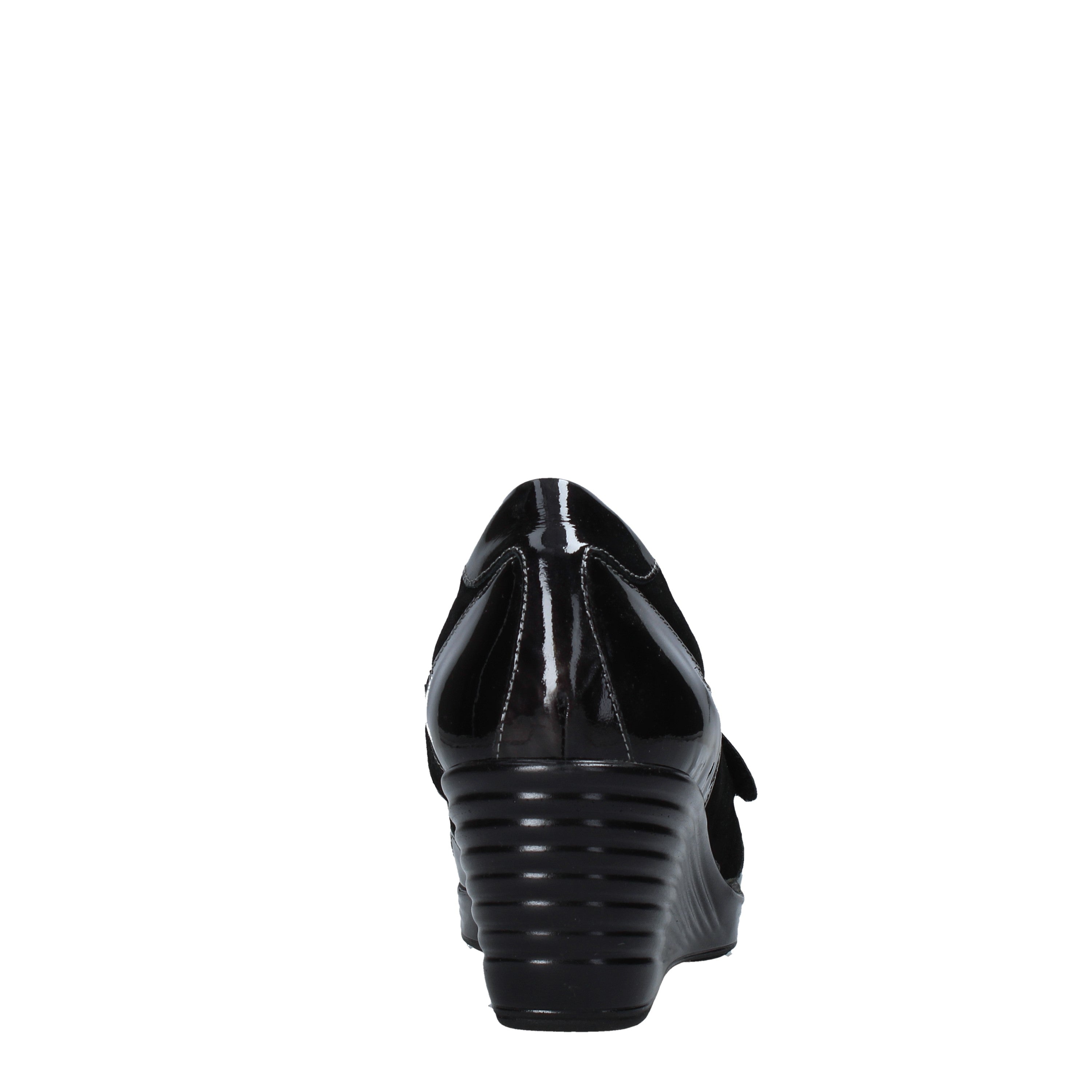 Scarpe con strappi Nero Confort
