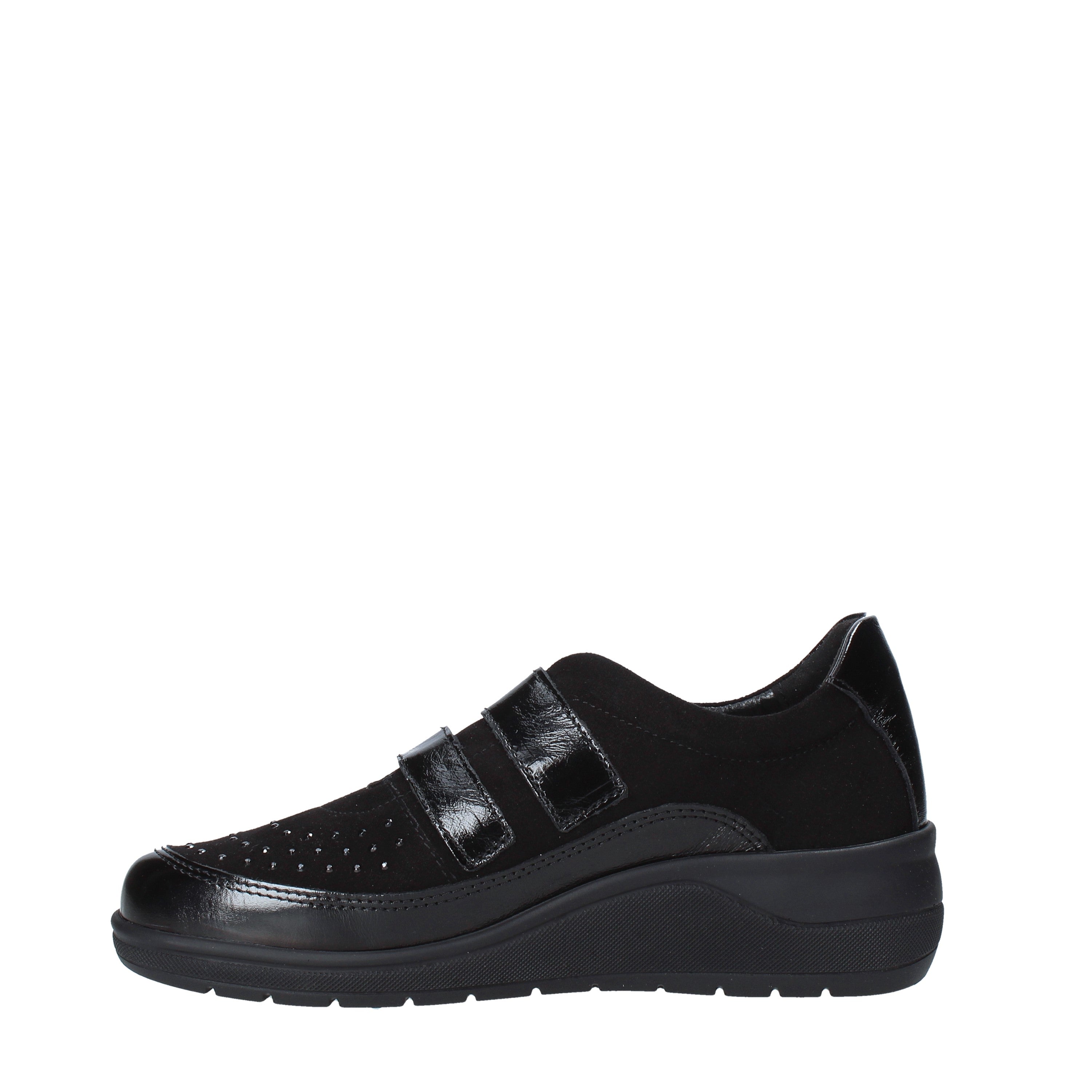 Scarpe con strappi Nero Grunland