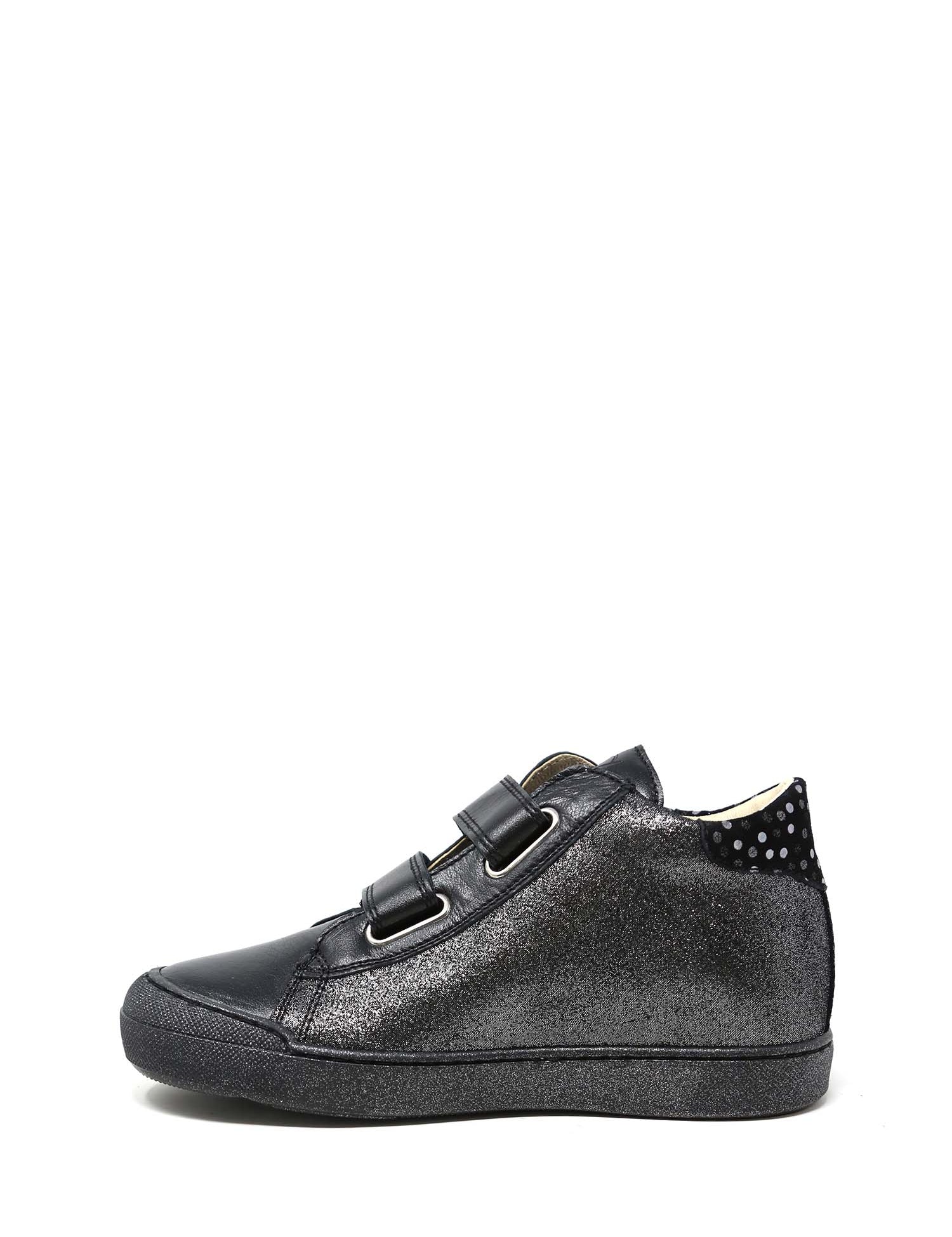 Scarpe con strappi Nero Naturino
