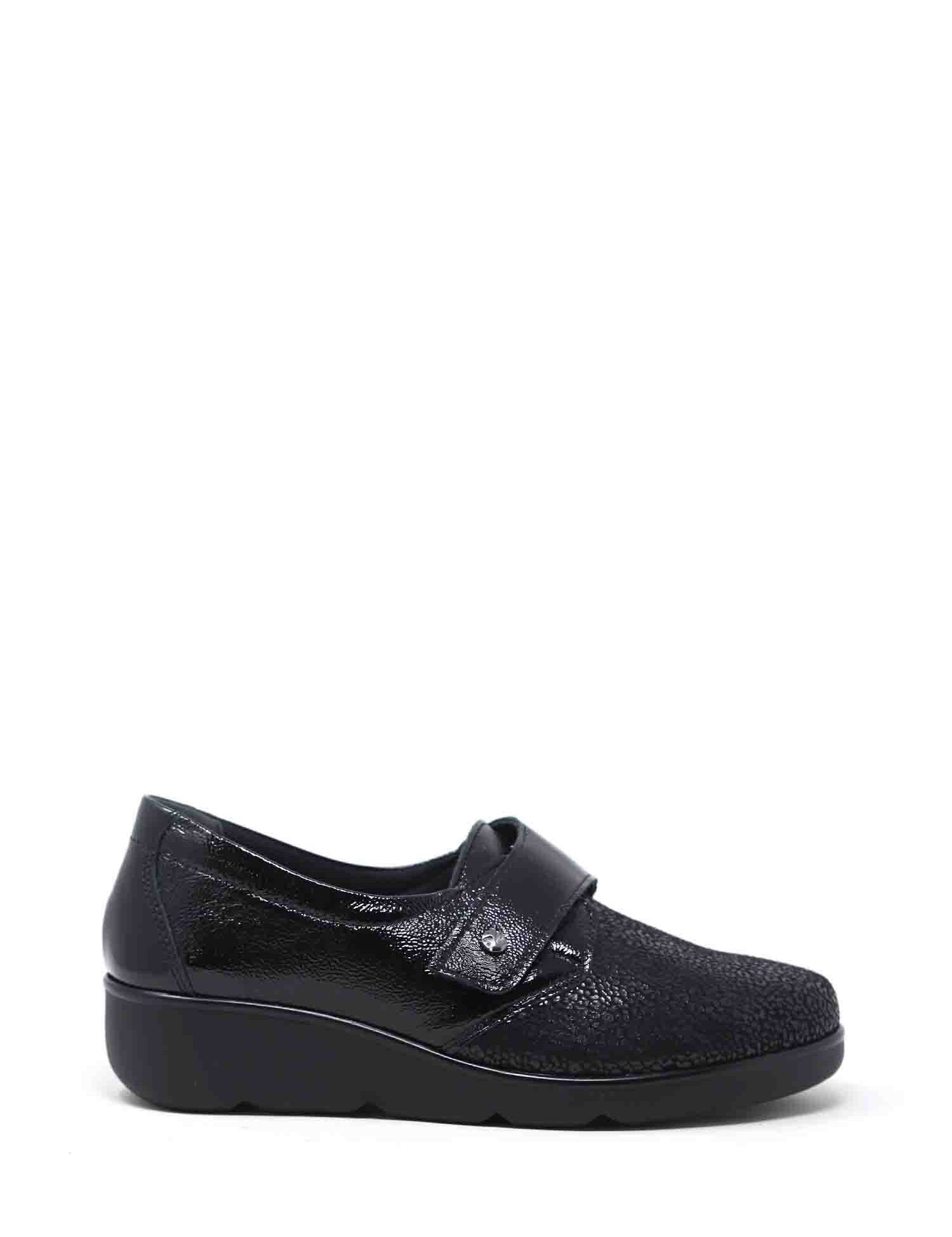 Scarpe con strappi Nero Susimoda