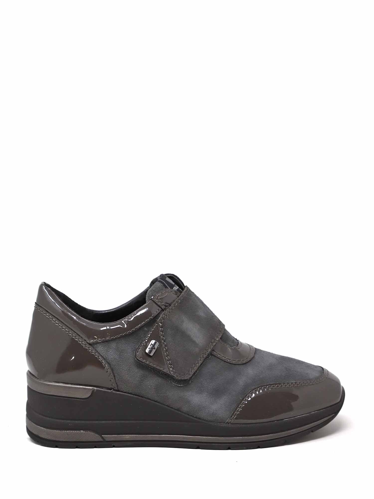 Scarpe con strappi Grigio Valleverde